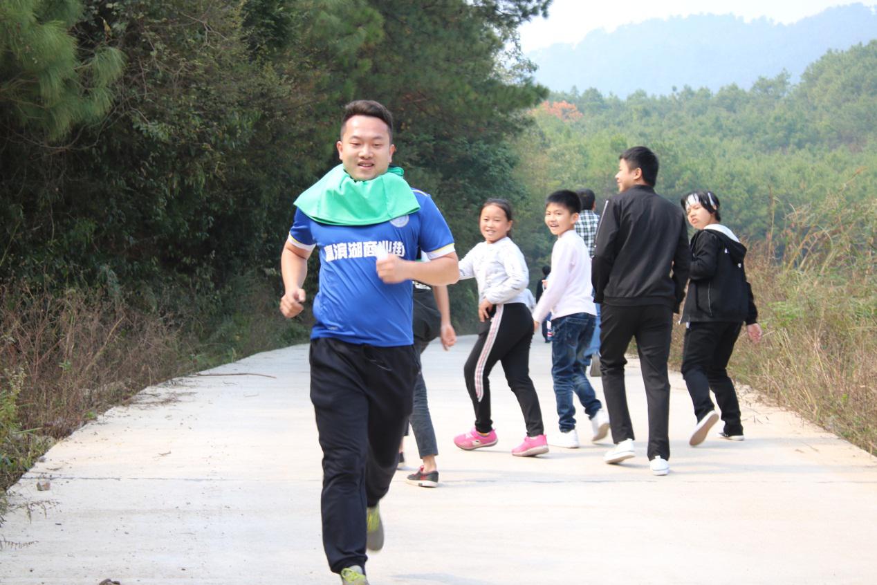 嘉禾福順機(jī)械實業(yè)有限公司,五金工具,建筑材料,工業(yè)風(fēng)扇配件